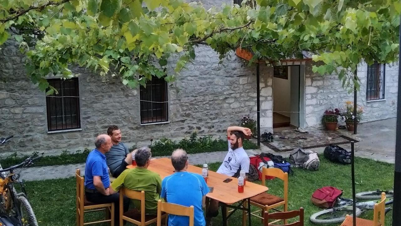 Guesthouse Shtini Fshat Esterno foto