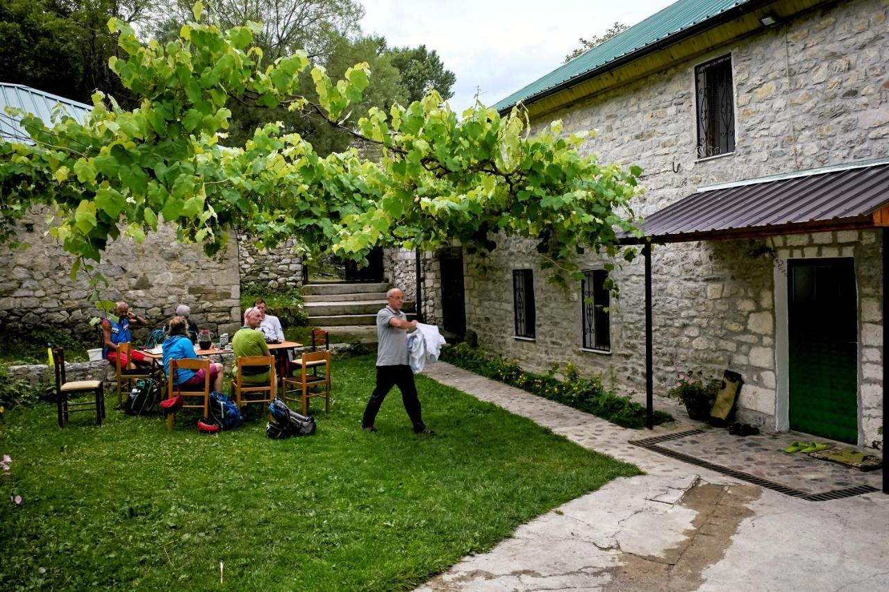 Guesthouse Shtini Fshat Esterno foto